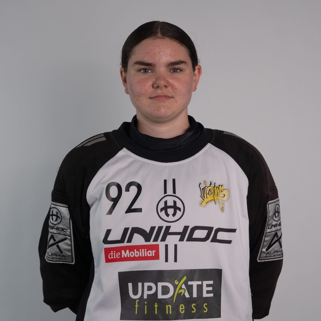 schneider-ania-25-26